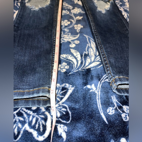 EUC! Free People Ripped High Waist Skinny - Picture 10 of 10